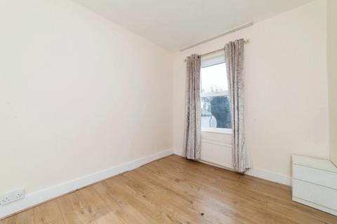 6 Cranbourne Road, London, E15 2DB