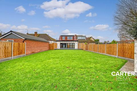 4 bedroom semi-detached bungalow for sale, Picton Gardens, Rayleigh, SS6