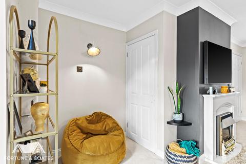 126 Abbotsweld, Harlow, CM18 6TH