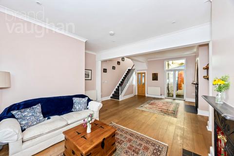 undefined, Great College Street, Brighton, East Sussex, BN2