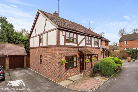 4 bedroom detached house for sale, Wheatfields, Harlow