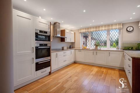 4 bedroom semi-detached house for sale, Butchers Lane, White Waltham, SL6