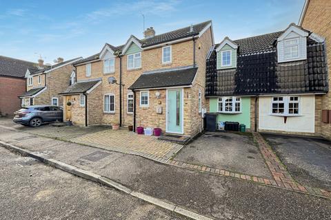 4 bedroom semi-detached house for sale, The Ley, Braintree, CM7