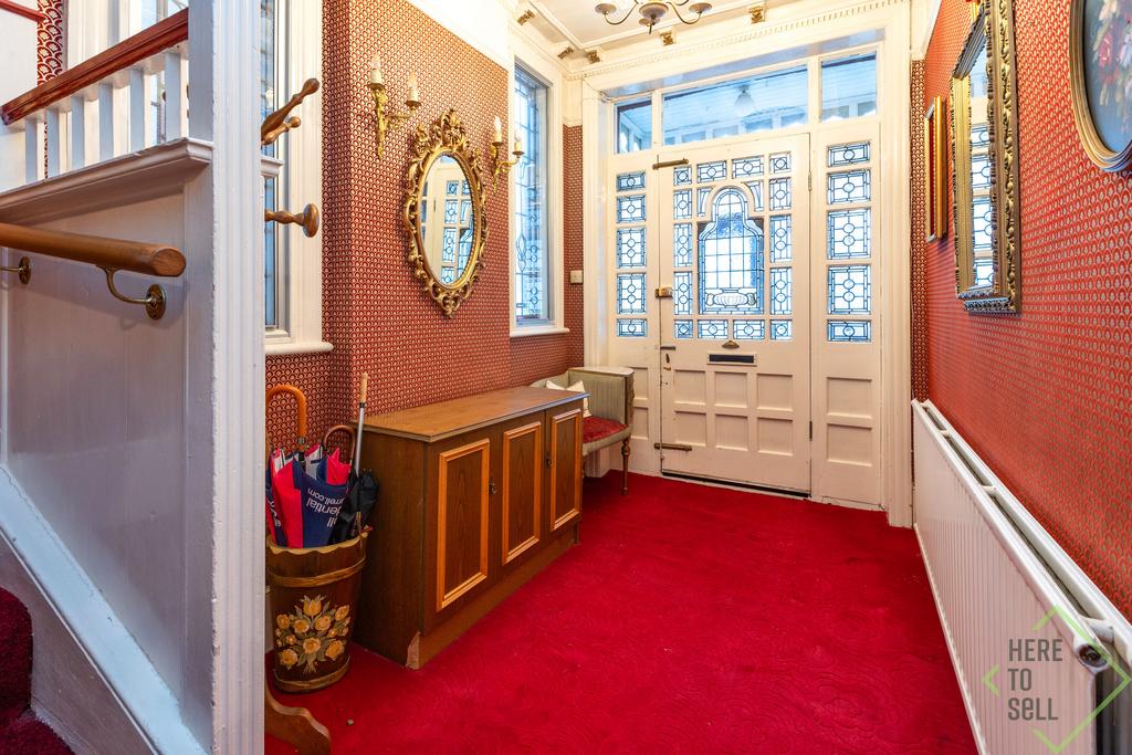 73 Grovelands Road, London, N13 4 RJ-11