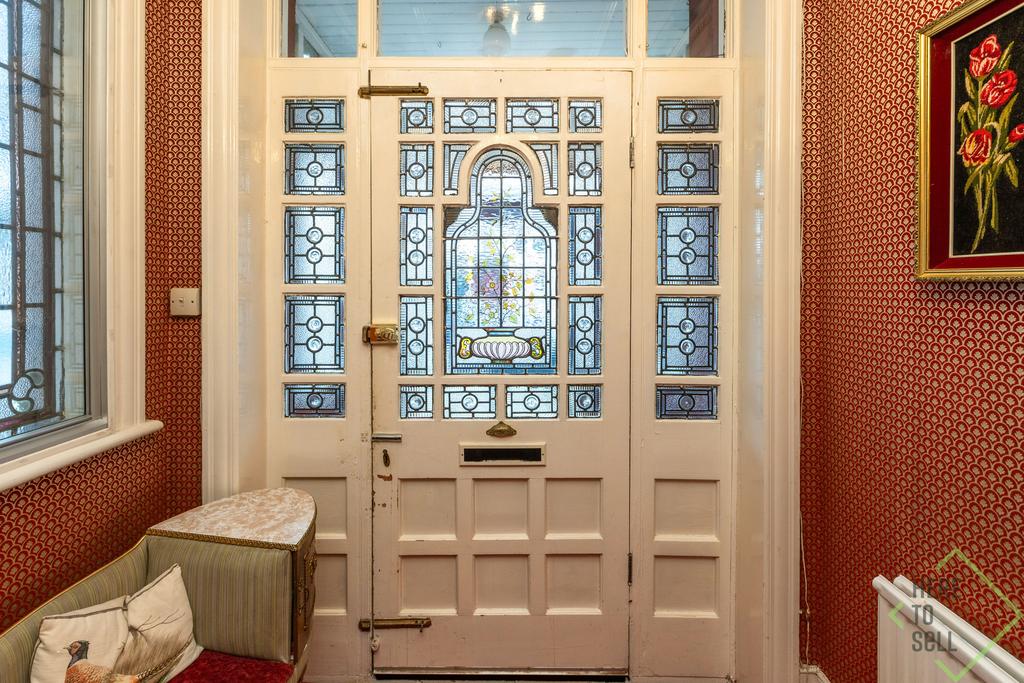 73 Grovelands Road, London, N13 4 RJ-30