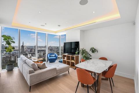 1 bedroom apartment for sale, Carrara Tower, London EC1V