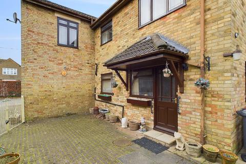 3 bedroom detached house for sale, Dunstable Road, Tilsworth, Leighton Buzzard, LU7