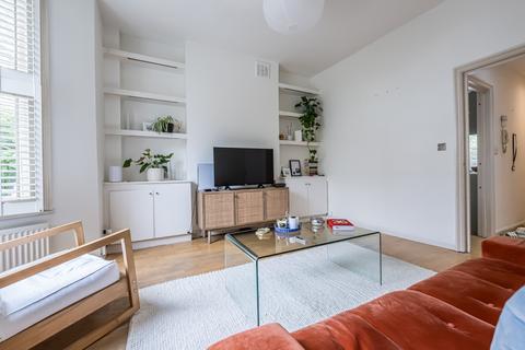 1 bedroom ground floor flat to rent, Rosenau Road, Battersea, London, SW11 4QX