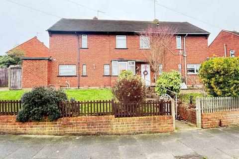 4 bedroom semi-detached house for sale, Keyes Road, Dartford DA1