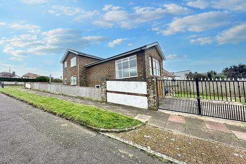 5 bedroom detached house for sale, Grand Crescent, Rottingdean, BN2