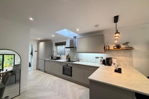 16 High View, Portishead, Bristol, BS20 8RF