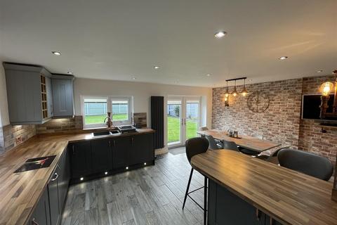 5 Fishers Lane, Wirral, CH61 9NT