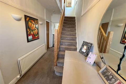 14 Grange Drive, Heswall, Wirral, CH60 7RU