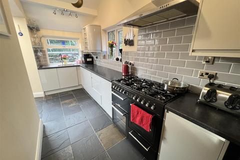 14 Grange Drive, Heswall, Wirral, CH60 7RU