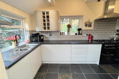14 Grange Drive, Heswall, Wirral, CH60 7RU