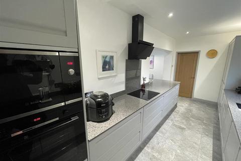 40 Buffs Lane, Wirral, CH60 2SG