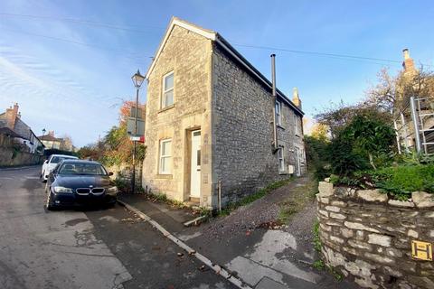 2 bedroom detached house to rent, High Street, Saltford