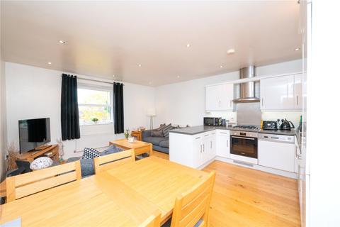 2 bedroom flat for sale, Russet Drive, St. Albans, Hertfordshire