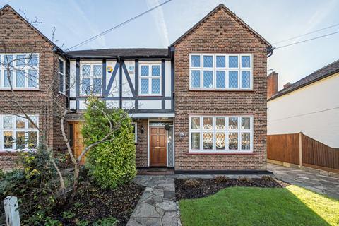 4 bedroom semi-detached house for sale, Perry How, Worcester Park KT4