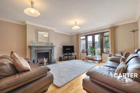 4 bedroom detached house for sale, Lodge Lane, Grays, RM16