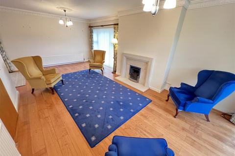 16 Beverley Drive, Wirral, CH60 3RP