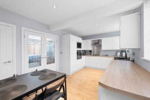 6 Beech Avenue, Cudworth, Barnsley, S72 8TL