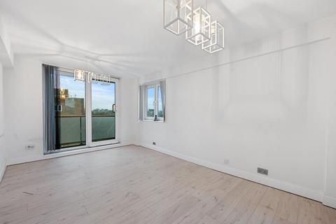 2 bedroom flat for sale, Amhurst Park, London, N16