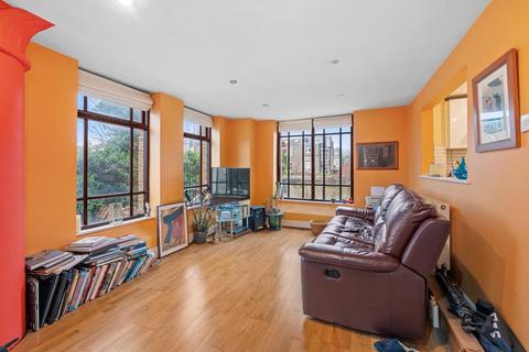 2 bedroom apartment for sale, Alkham Road, London, N16