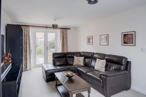 17 Swallows Close, Bromsgrove, B61 0FP