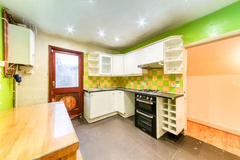 2 bedroom terraced house for sale, Furze Road, Thornton Heath, CR7