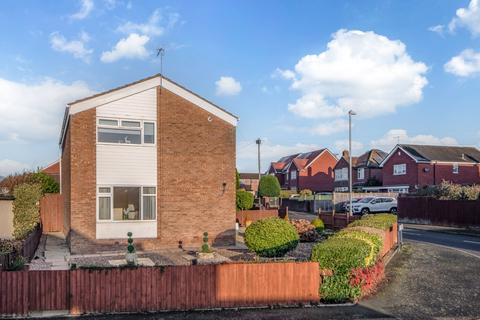 2 bedroom semi-detached house for sale, Holly Road, Bromsgrove, Worcestershire, B61