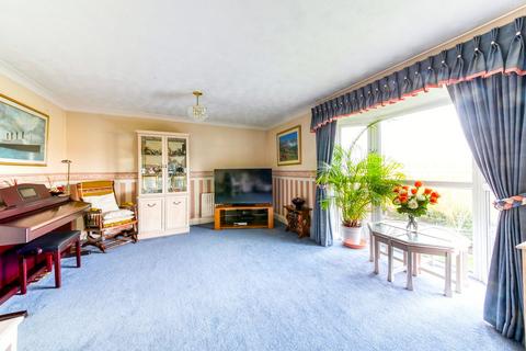 18 Blossom Close, South Croydon, CR2 7EZ