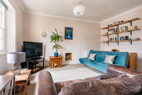 Flat 8, 1 Alma Road, Clifton, Bristol, BS8 2BZ