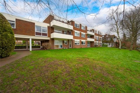 3 bedroom garage for sale, Carlton Road, Harpenden, Hertfordshire