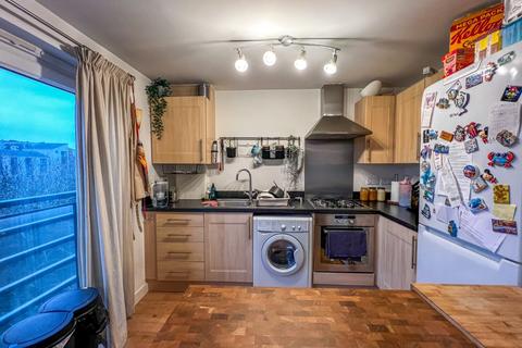 2 bedroom apartment for sale, Guillemot Road, Portishead, Bristol, Somerset, BS20