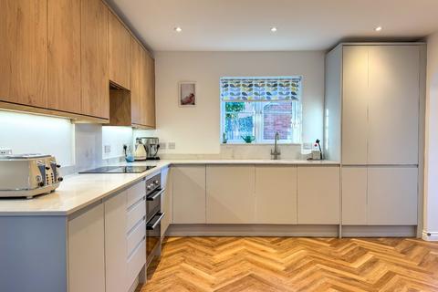 1 Lundy Gate, Portishead, Bristol, BS20 7GS