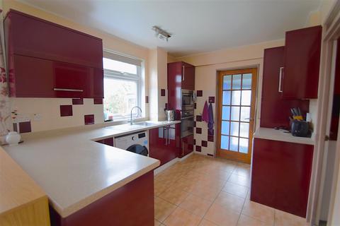 3 bedroom semi-detached house for sale, Pages Mead, Avonmouth