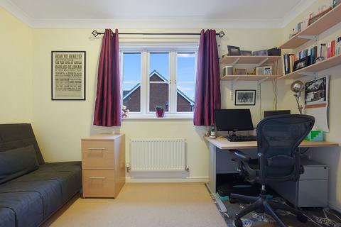 4 Cutter Close, Upnor, Rochester, ME2 4GY