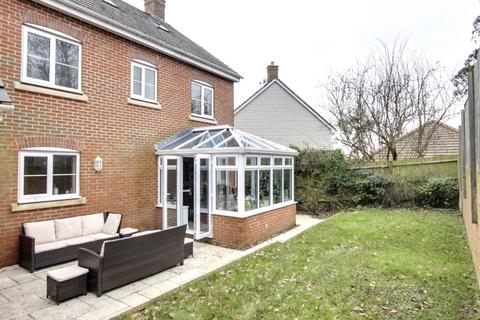 5 bedroom detached house for sale, Cedar Avenue, Haywards Heath, RH16