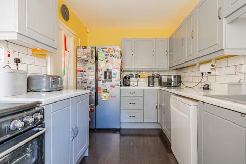 7 Chantry Grove, Bristol, BS11 0QH