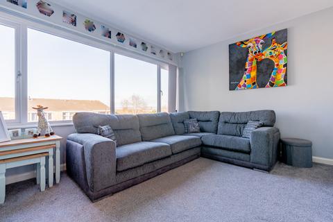 7 Chantry Grove, Bristol, BS11 0QH
