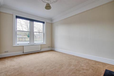 2 bedroom semi-detached house to rent, 613a Newmarket RoadCambridge