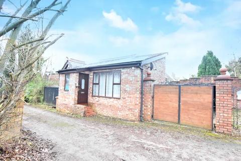 1 bedroom detached bungalow for sale, Kingsway, Alkrington, Middleton, Manchester, M24