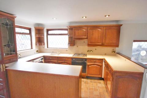 1 bedroom detached bungalow for sale, Kingsway, Alkrington, Middleton, Manchester, M24