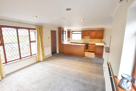 1 bedroom detached bungalow for sale, Kingsway, Alkrington, Middleton, Manchester, M24