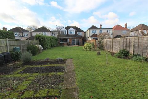 5 bedroom detached house for sale, Hopfield Avenue, Byfleet, Surrey