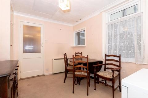 1 bedroom flat for sale, Tarring Road, Worthing