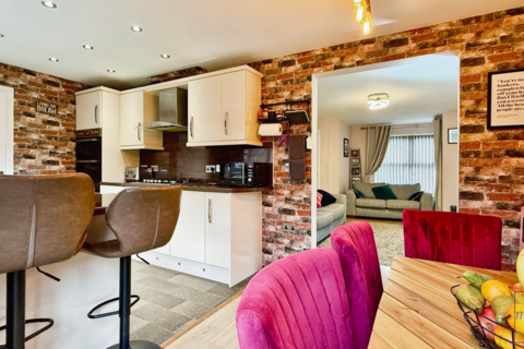 9 Llys Ael Y Bryn, Birchgrove, Swansea, SA7 0HB