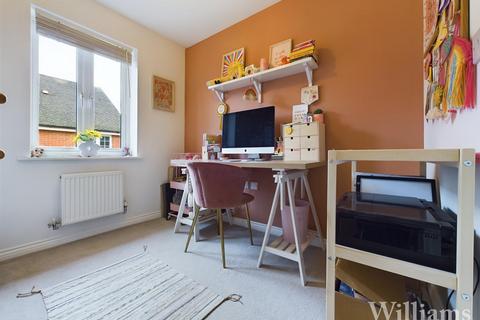 2 bedroom terraced house for sale, Oxpen, Aylesbury HP18