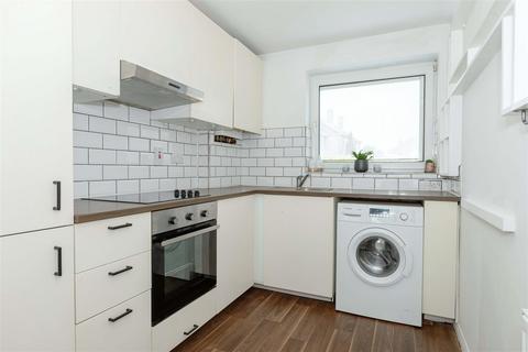 1, Bellview Court Barton Close, Worthing, BN13 1NQ